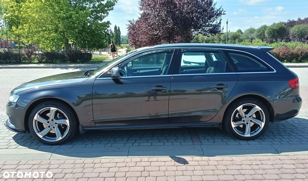 Audi A4 Avant 2.0 TDI DPF Ambition - 2