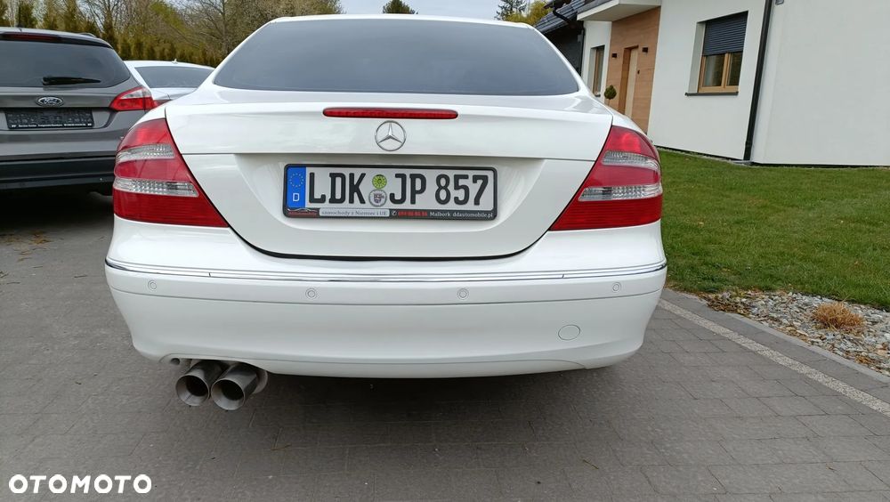 Mercedes-Benz CLK - 18