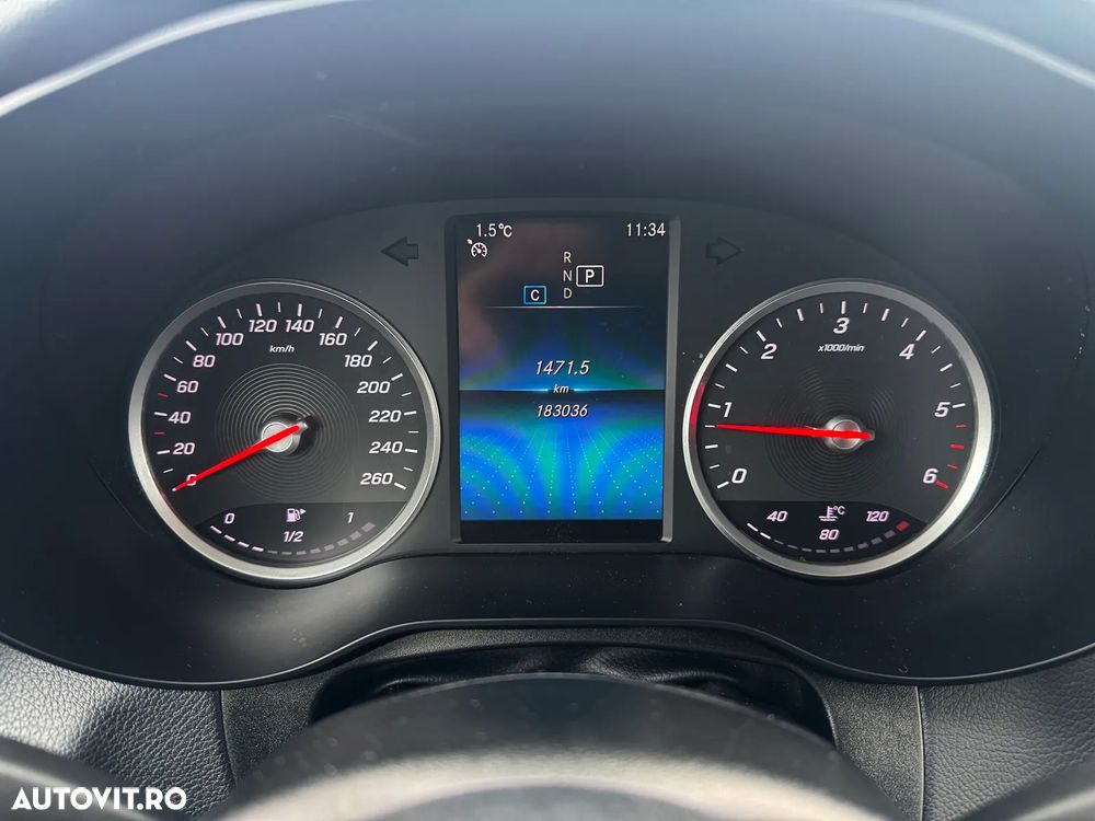 Mercedes-Benz GLC 300 d 4MATIC 9G-TRONIC - 11