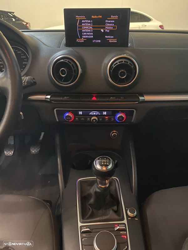 Audi A3 Sportback 1.6 TDI Attraction - 8