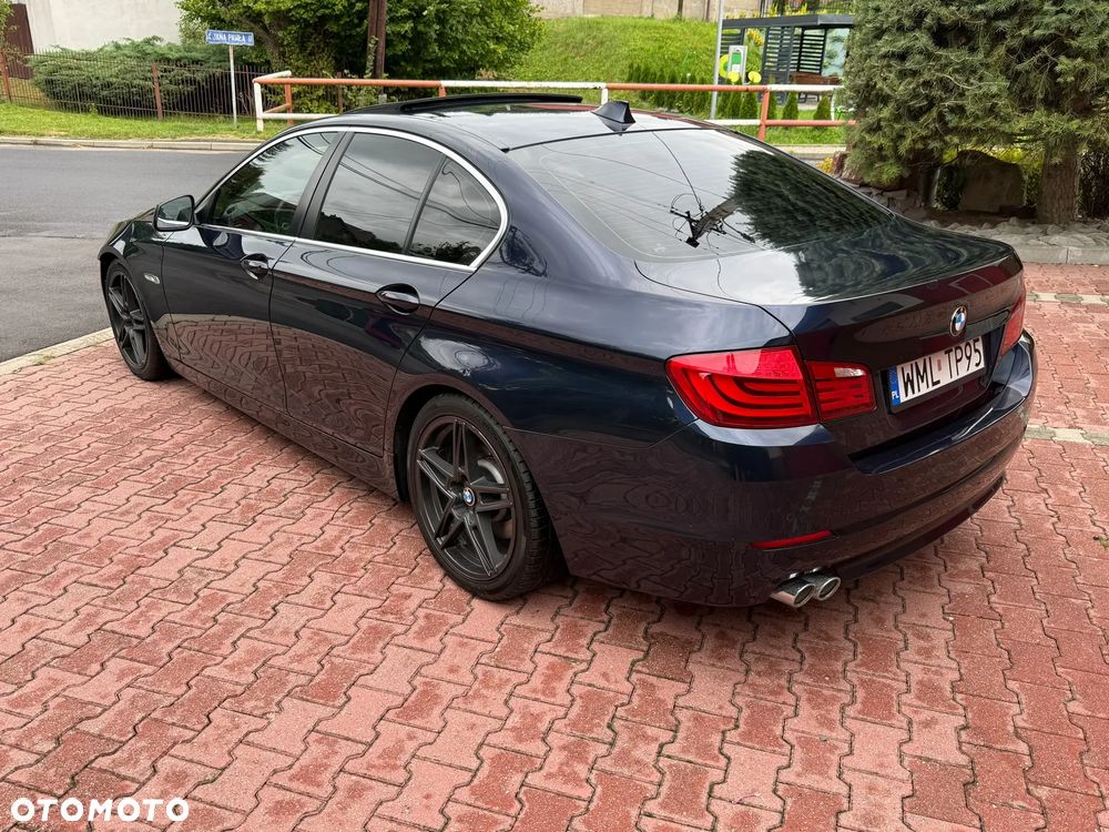 BMW Seria 5 520d Sport-Aut - 7
