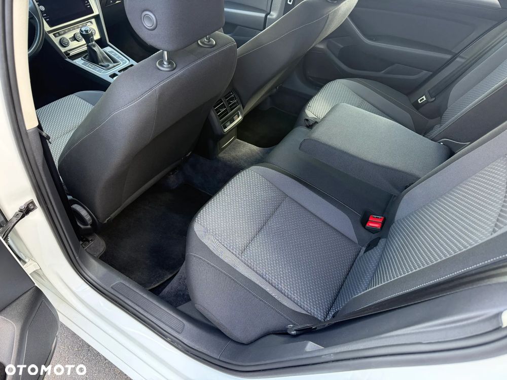 Volkswagen Passat 1.6 TDI (BlueMotion Technology) Comfortline - 5