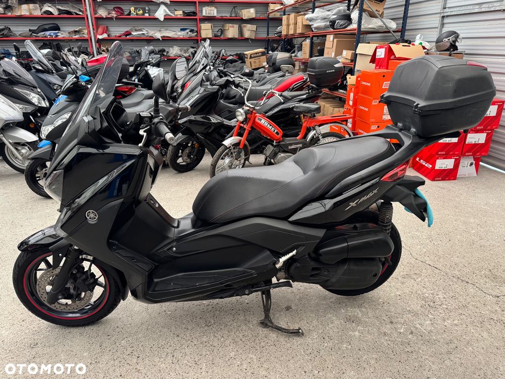 Yamaha X-max - 4