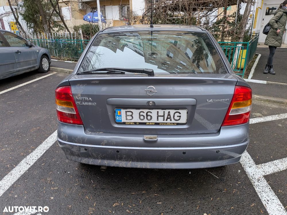 Opel Astra - 3