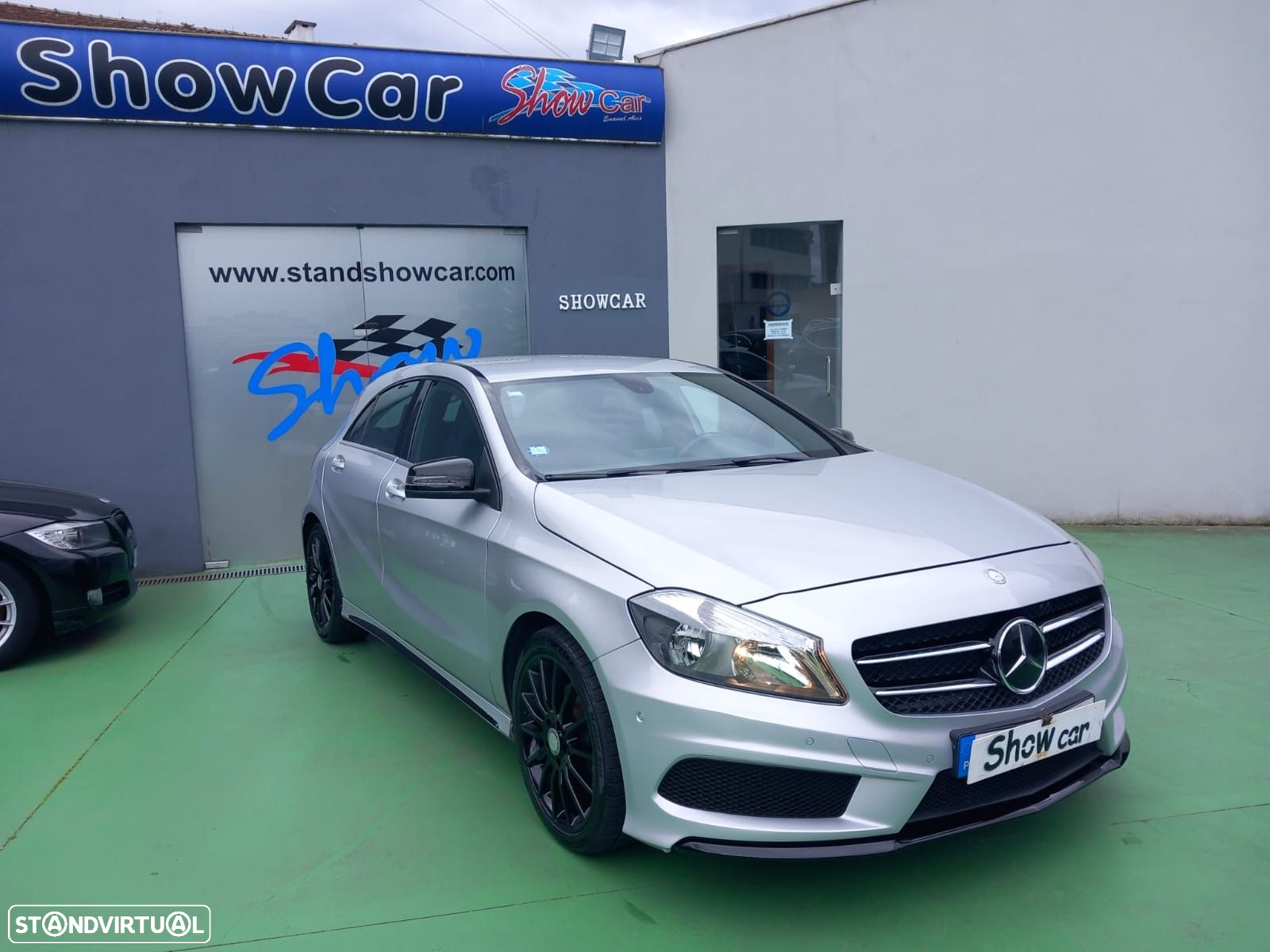 Mercedes-Benz A 180 d AMG Line - 2