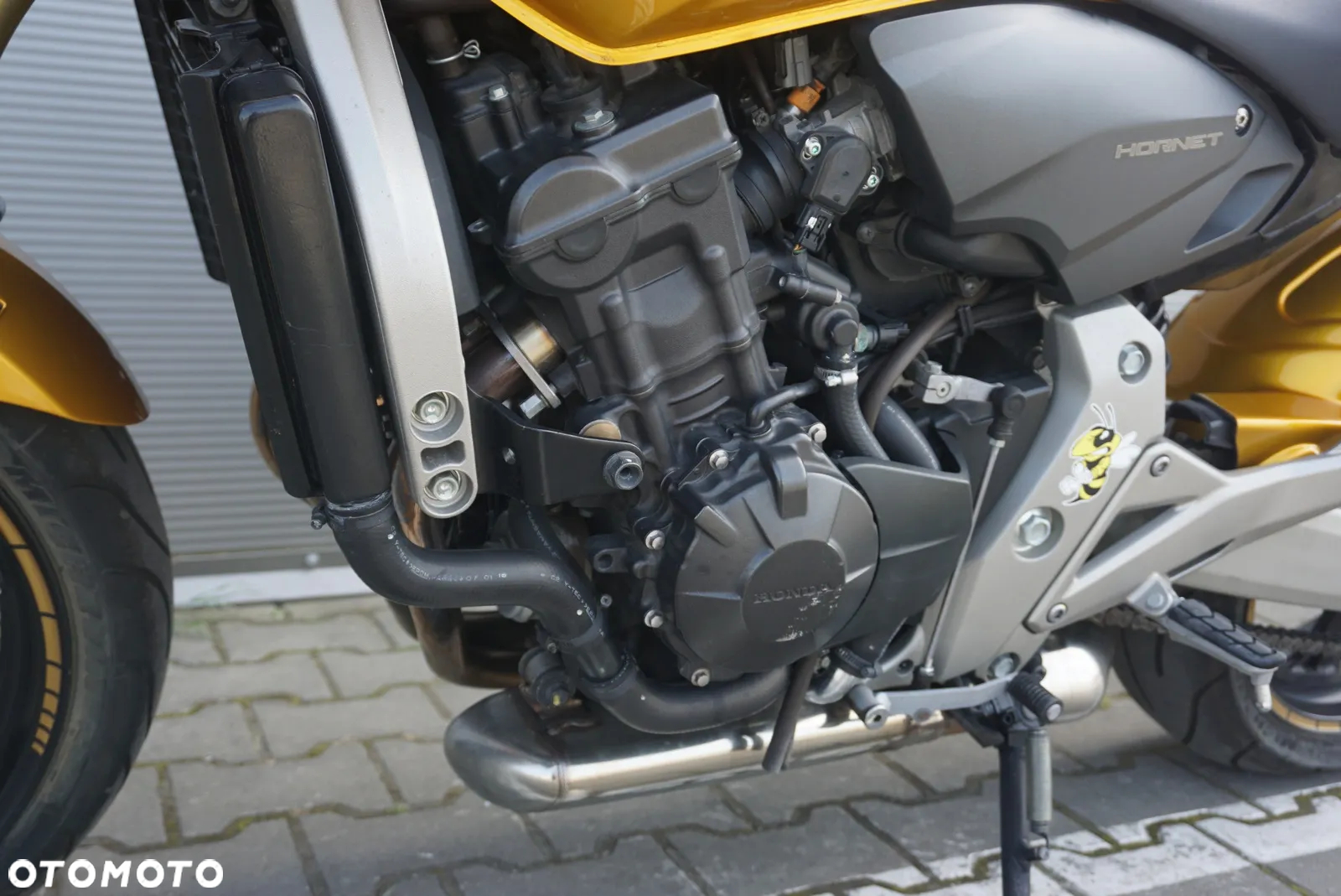 Honda Hornet - 20