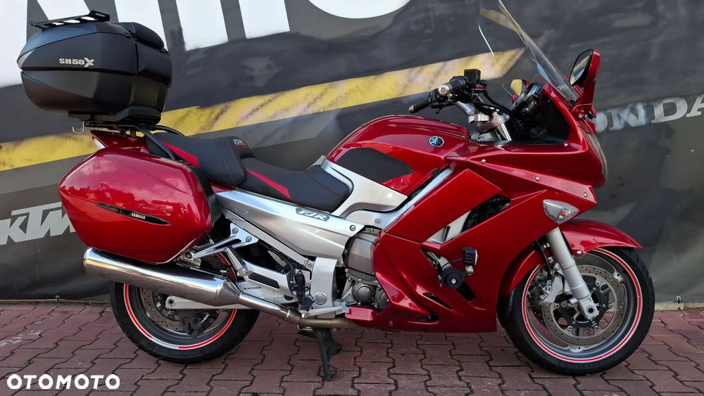 Yamaha FJR - 1