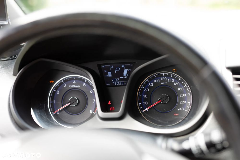Hyundai ix20 1.6 Comfort - 11