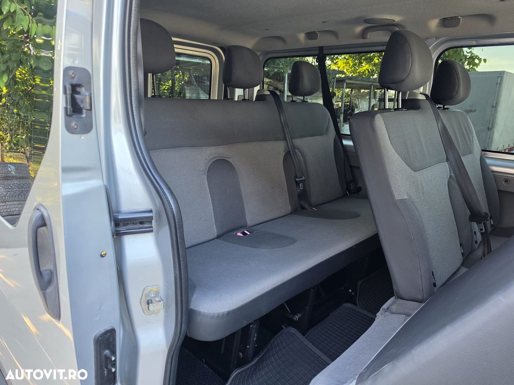 Renault Trafic Grand Passenger L2H1 Expression - 17
