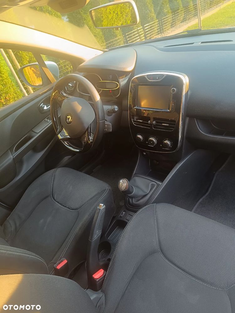 Renault Clio dCi 90 Dynamique - 19