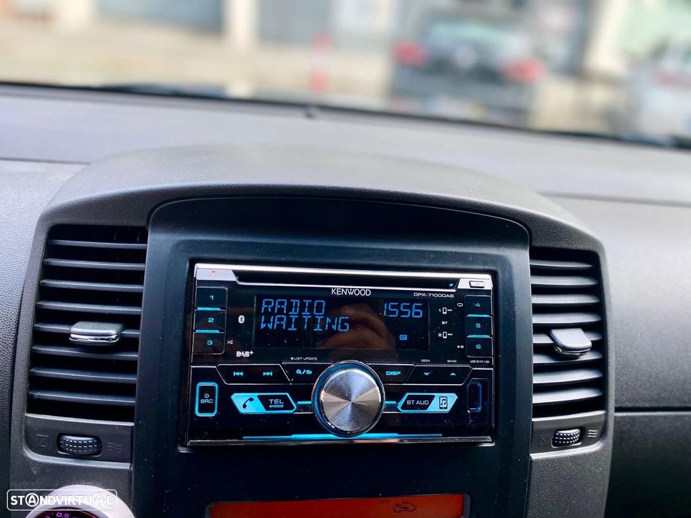 Nissan Navara 2.5 dCi CD XE 4WD - 23