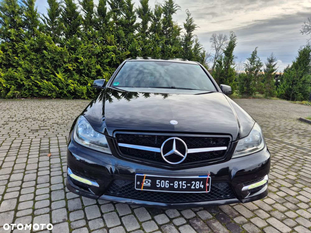 Mercedes-Benz Klasa C 180 BlueEFFICIENCY 7G-TRONIC Avantgarde - 3