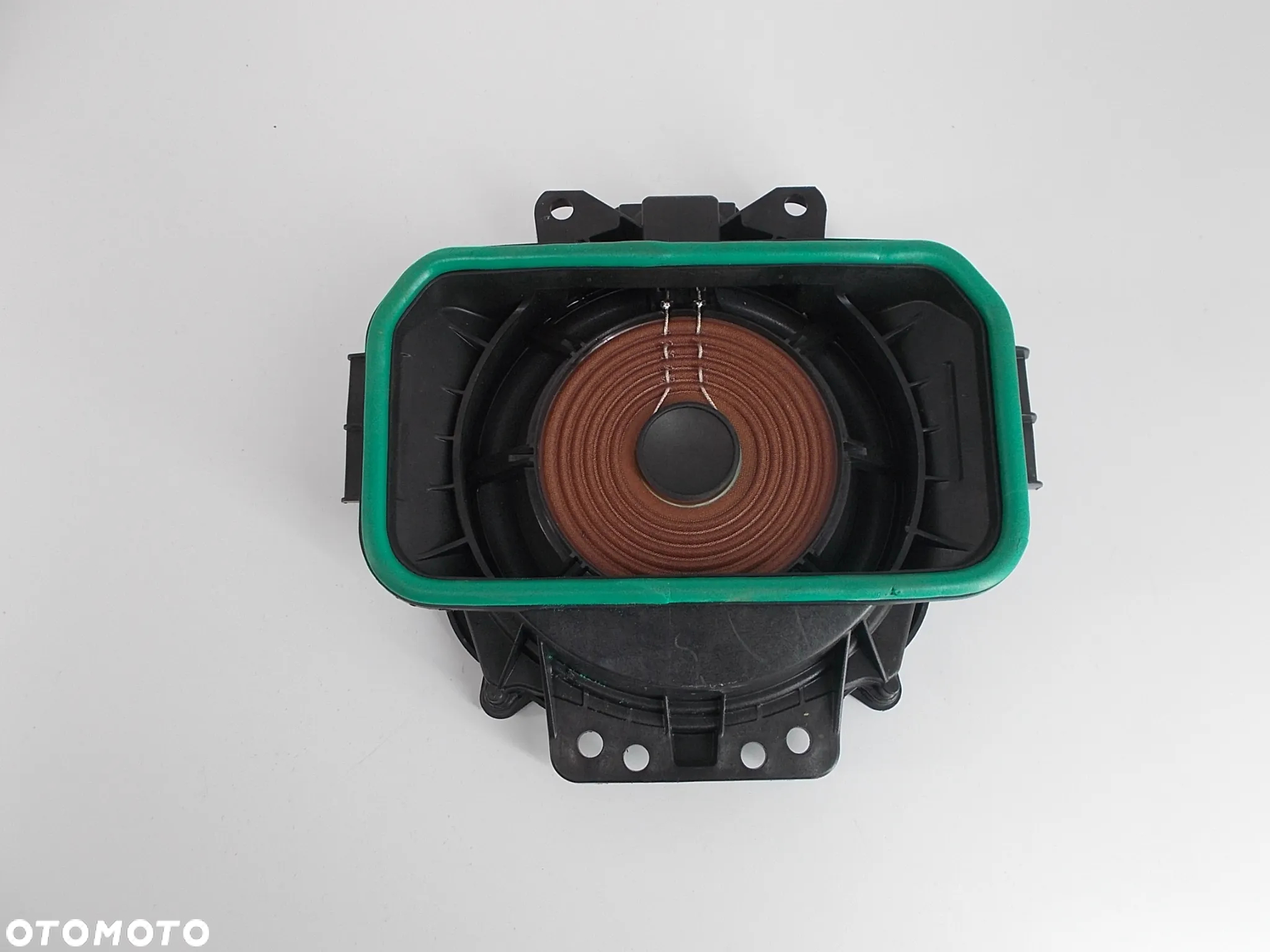 Głośnik BMW 2622516 seria G X5 G05 X7 X1 U11 subwoofer 9858623 2622516 - 2
