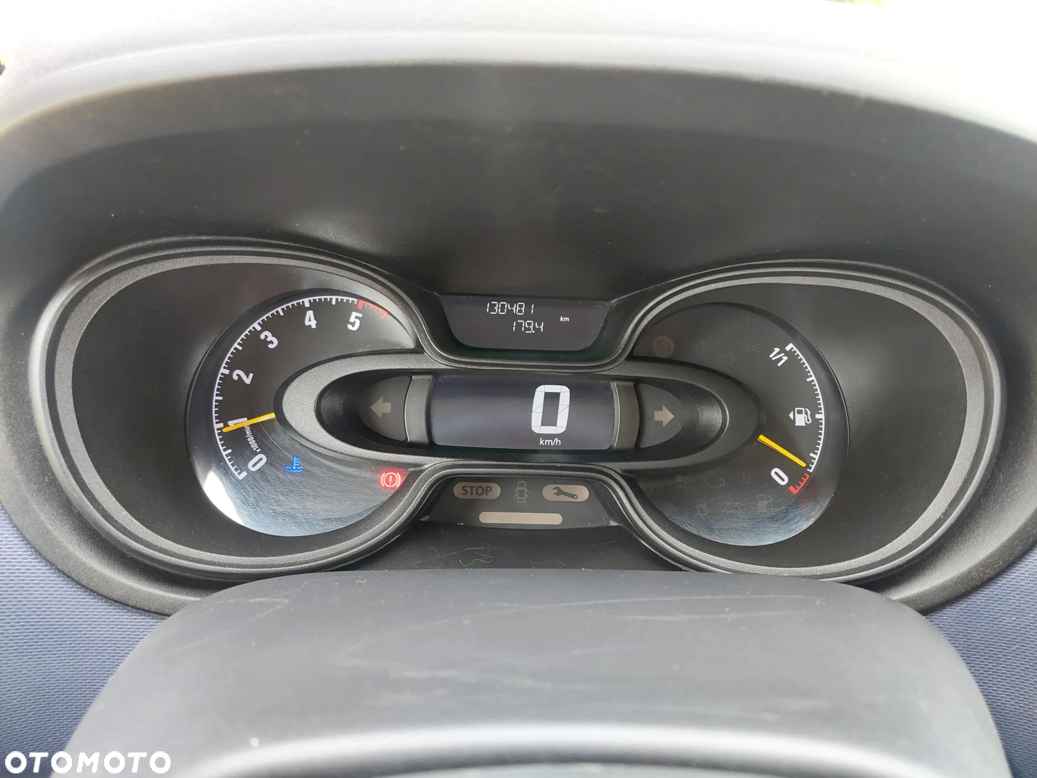 Renault Trafic - 16