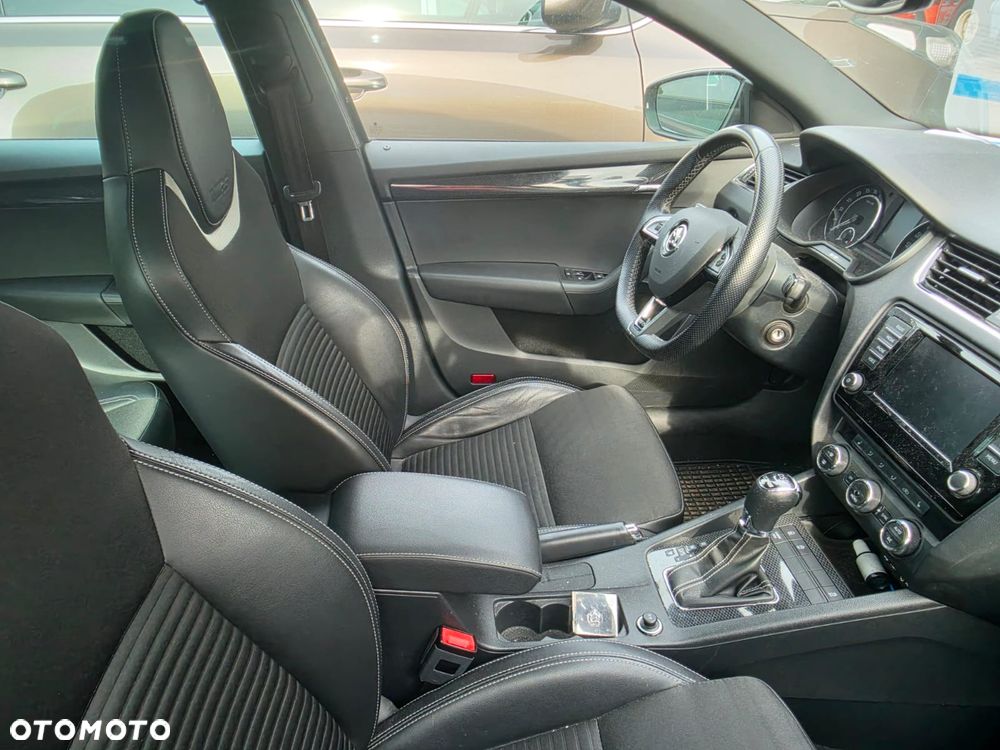 Skoda Octavia - 1