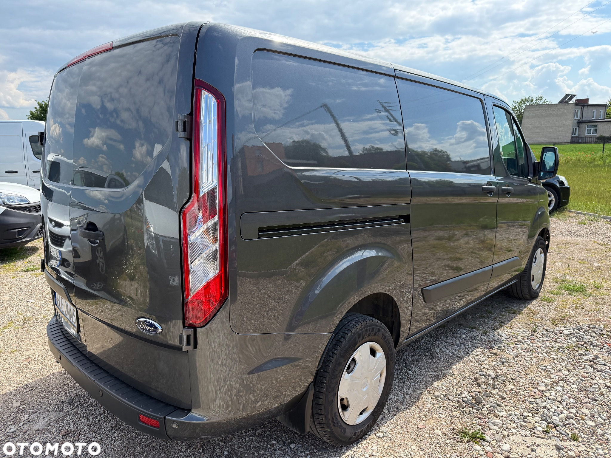 Ford TRANSIT CUSTOM 2.0 TDCI 130 KM SUPER STAN PIĘKNY I BOGATY OKAZJA - 3