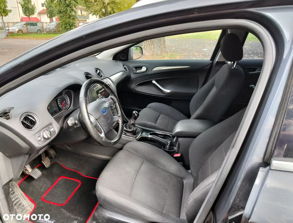 Ford Mondeo 2.0 Platinium X - 9