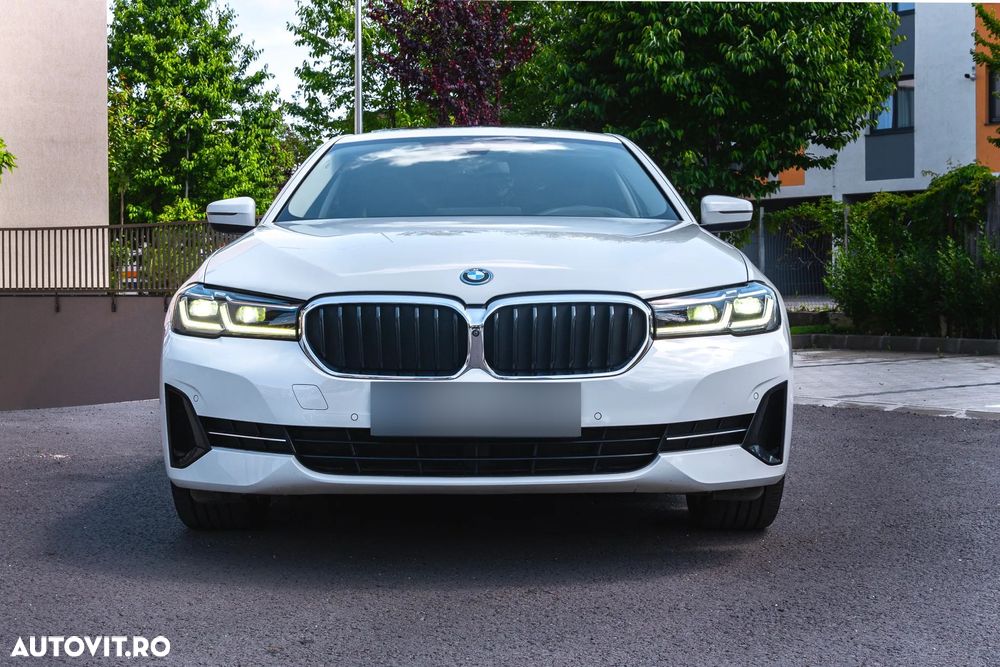 BMW Seria 5 530e xDrive AT PHEV - 1