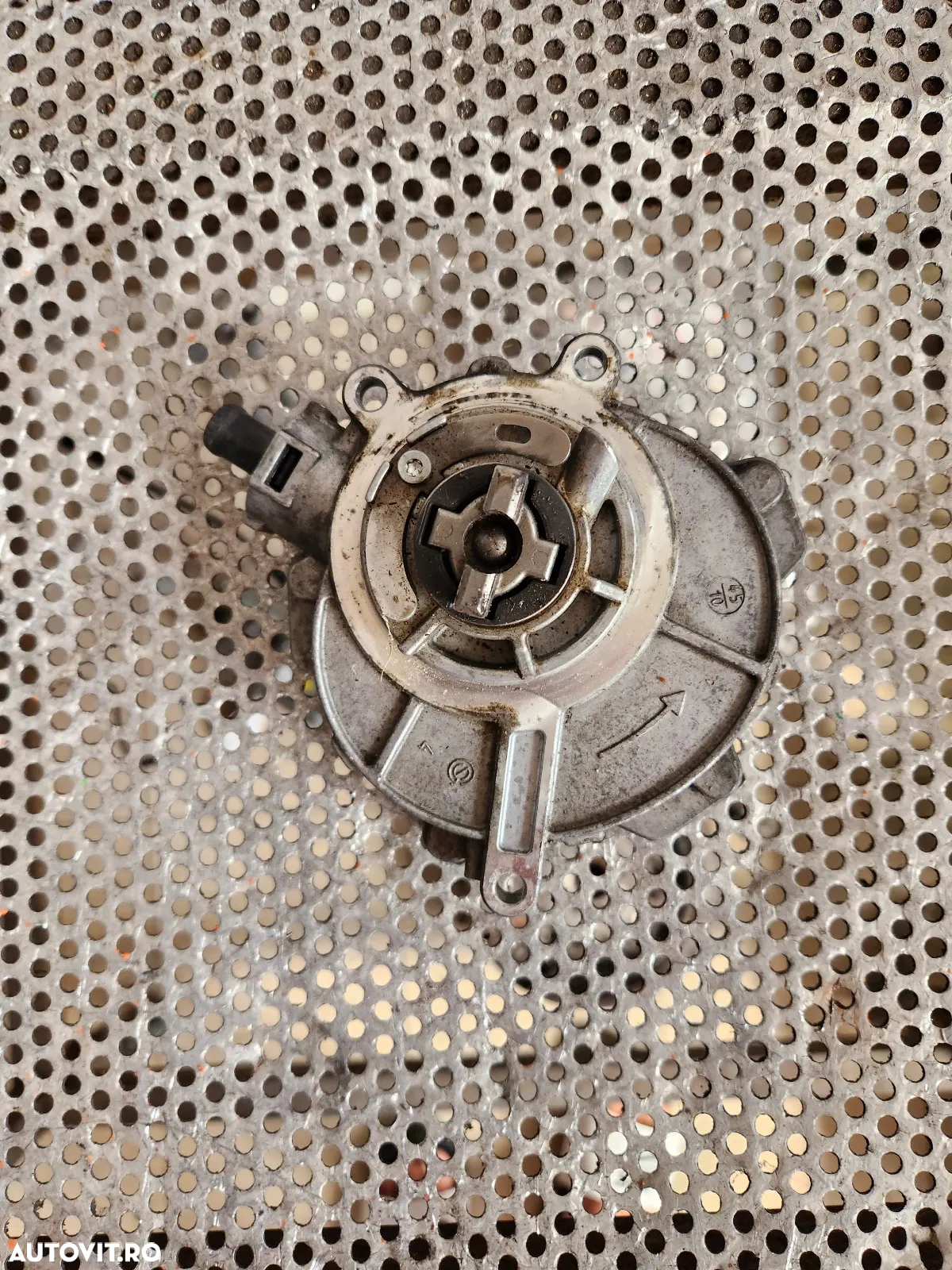 Pompa Vacuum Bmw E90 E91 E92 E93 Cod st732-m3-a - Dezmembrari Arad - 2