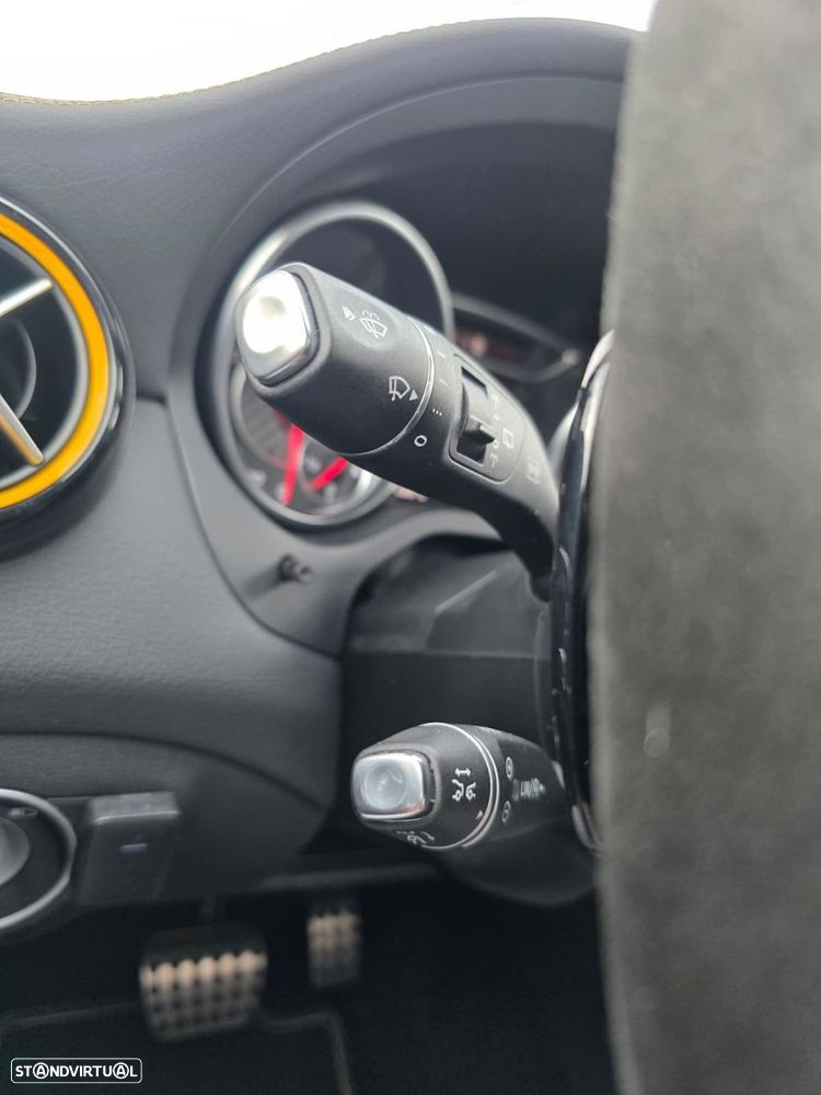 Mercedes-Benz CLA 45 AMG - 17