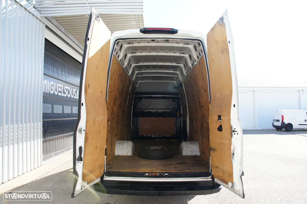 Iveco Daily Longa R. Duplo 35-160 160cv - 6