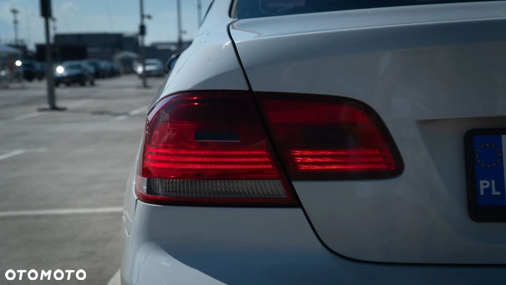 BMW Seria 3 320d - 16