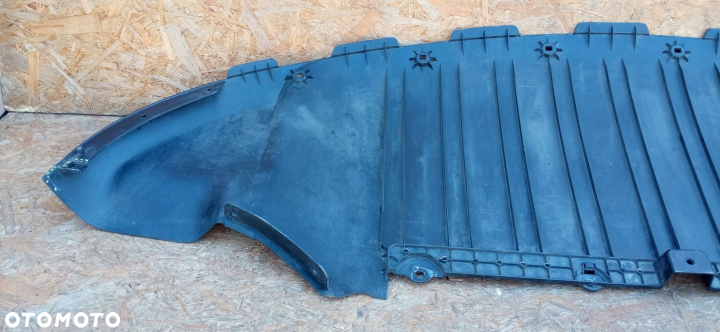 TESLA MODEL Y 20- OSŁONA PŁYTA SPOILER POD ZDERZAK PRZÓD 1613579-00-A - 11