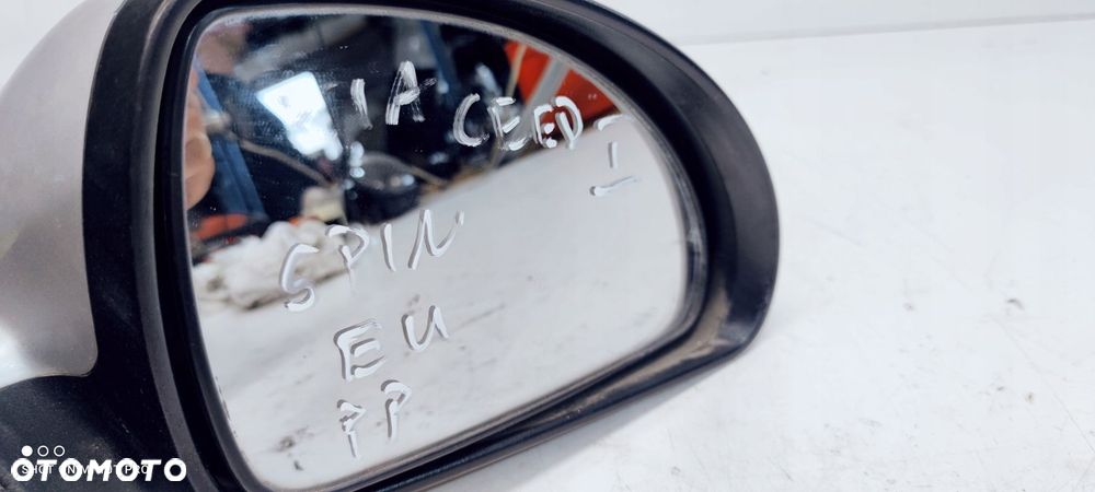 LUSTERKO PRAWY PRZÓD KIA CEED I EU ORYGINAŁ 5 PIN - 6