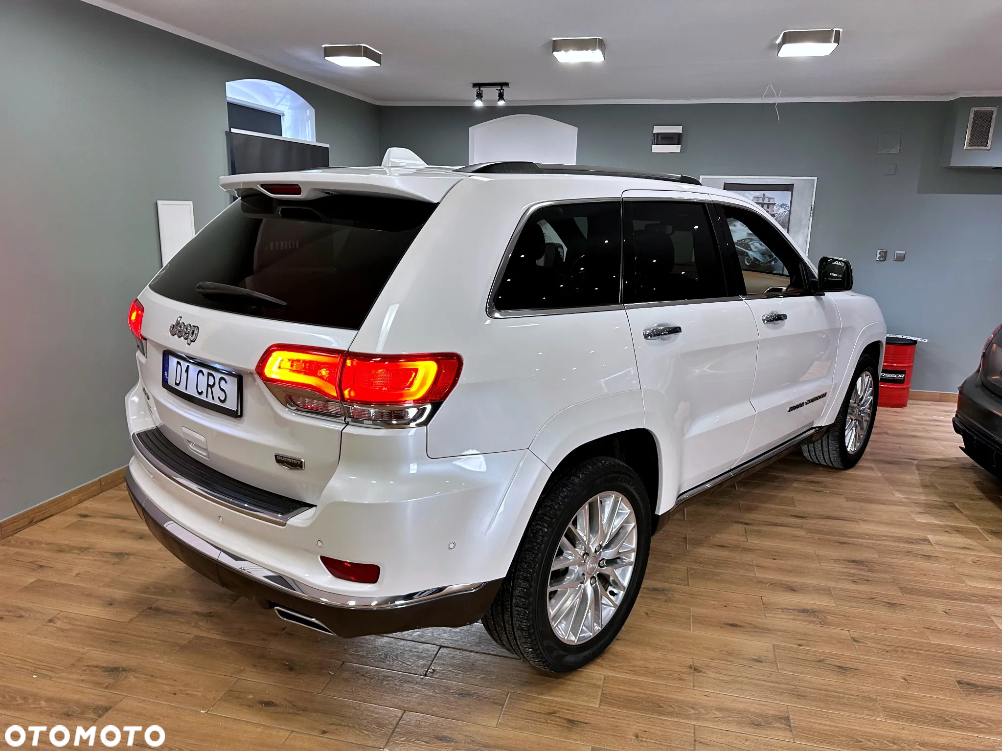 Jeep Grand Cherokee 3.6 V6 Summit - 28