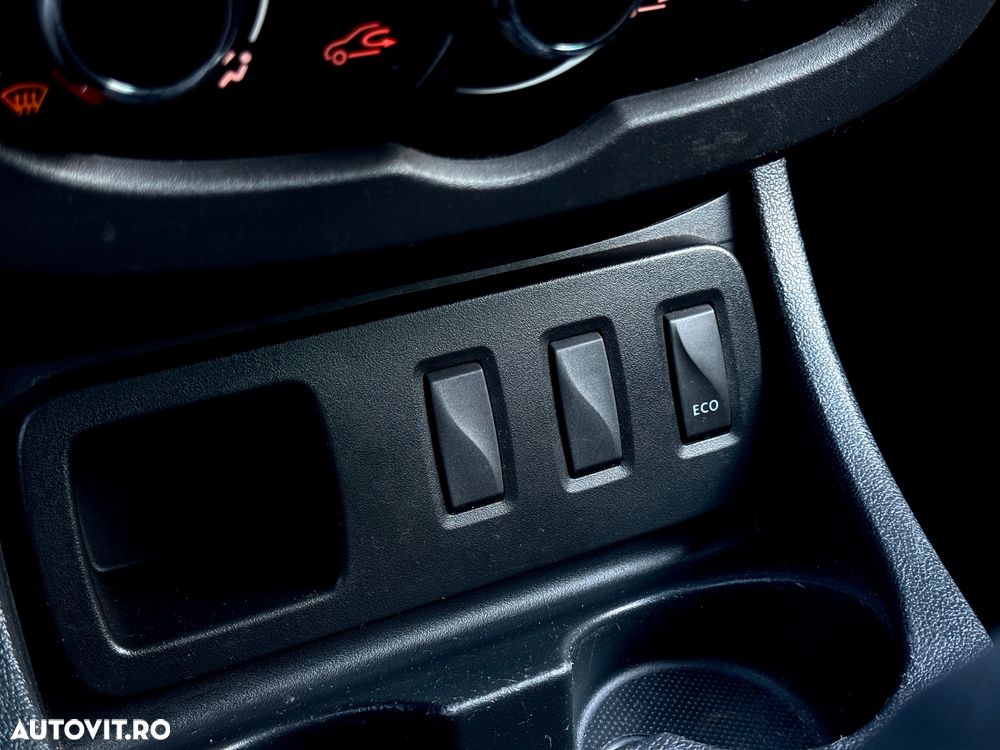 Dacia Duster 1.6 16V 105 4x2 Laureate - 19