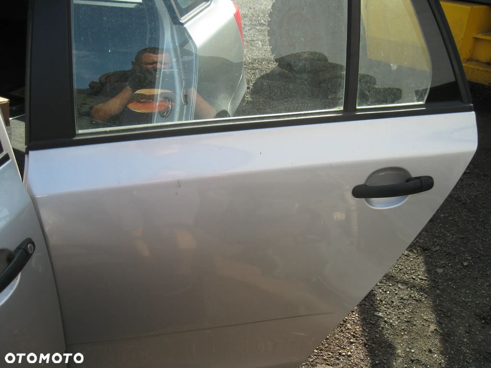 skoda fabia 2 drzwi kolor la7w 9156 - 1