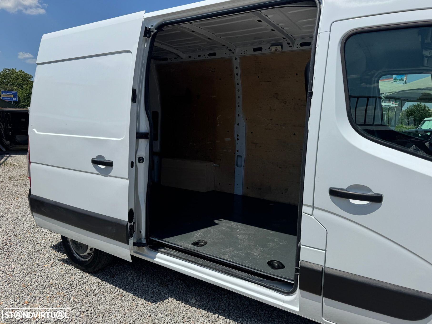 Renault Master 2.3 dCi L2H2 3.5T - 11