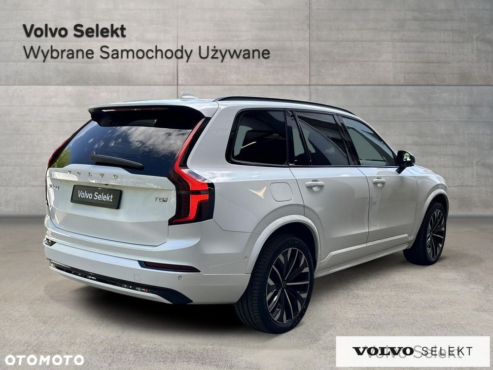Volvo XC 90 - 9