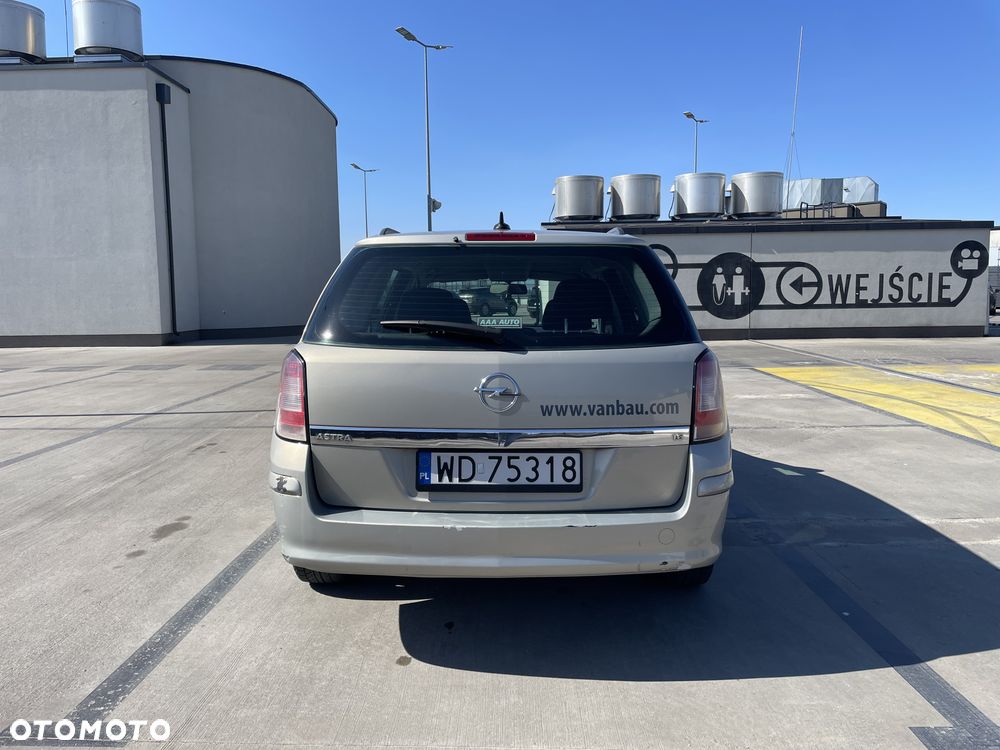 Opel Astra - 4