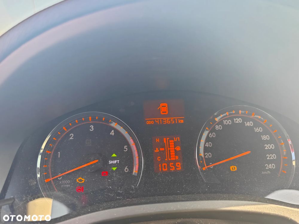 Toyota Avensis 2.0 D-4D Sol plus+NAVI - 13
