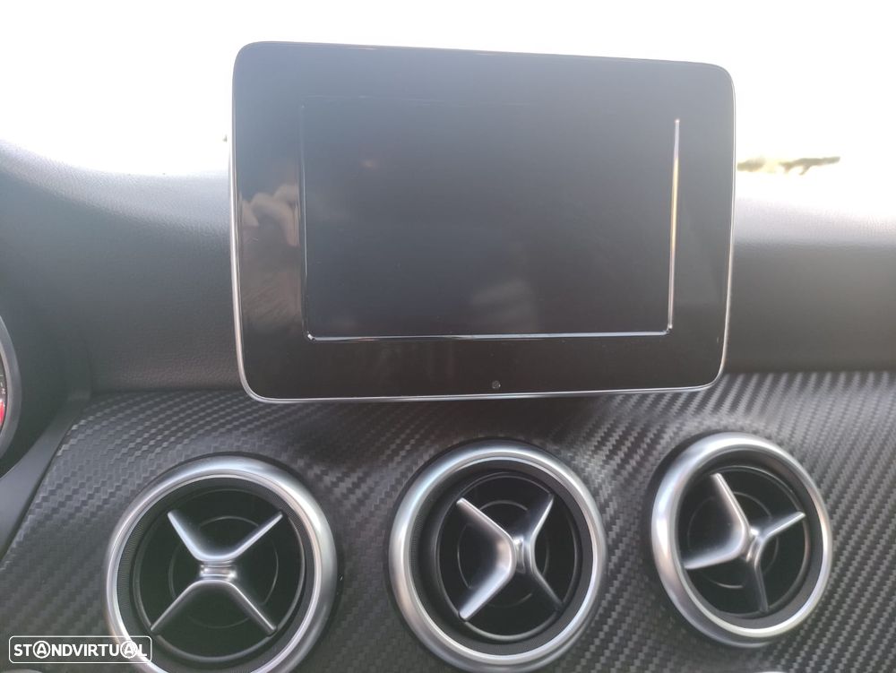 Mercedes-Benz A 200 d AMG Line Aut. - 25