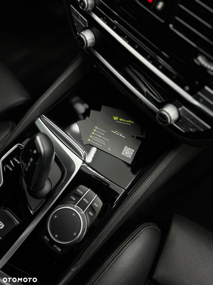 BMW Seria 5 530i - 21