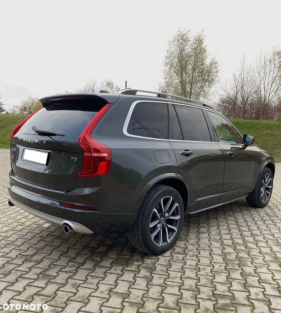 Volvo XC 90 - 4