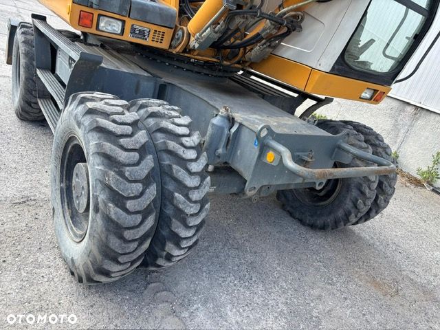Liebherr A900C - 6