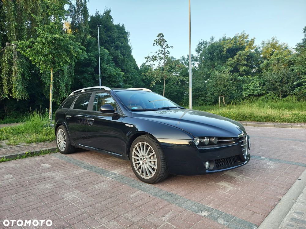 Alfa Romeo 159 3.2JTS Q4 Distinctive - 1
