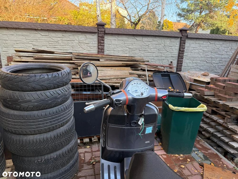 Vespa Grantourismo - 5