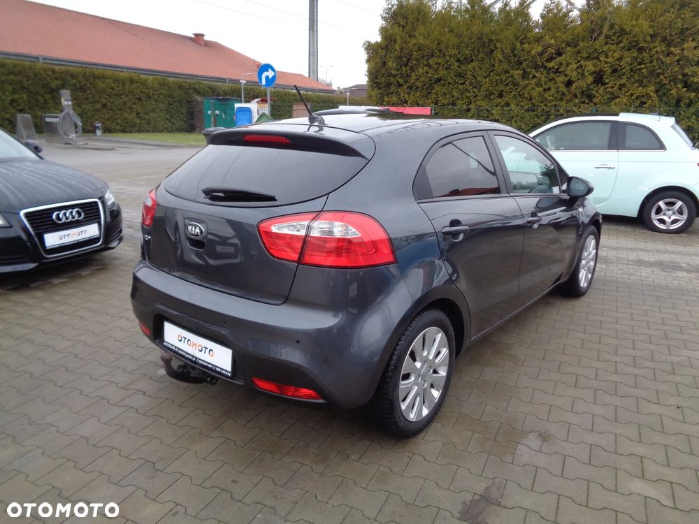Kia Rio 1.4 Comfort - 5