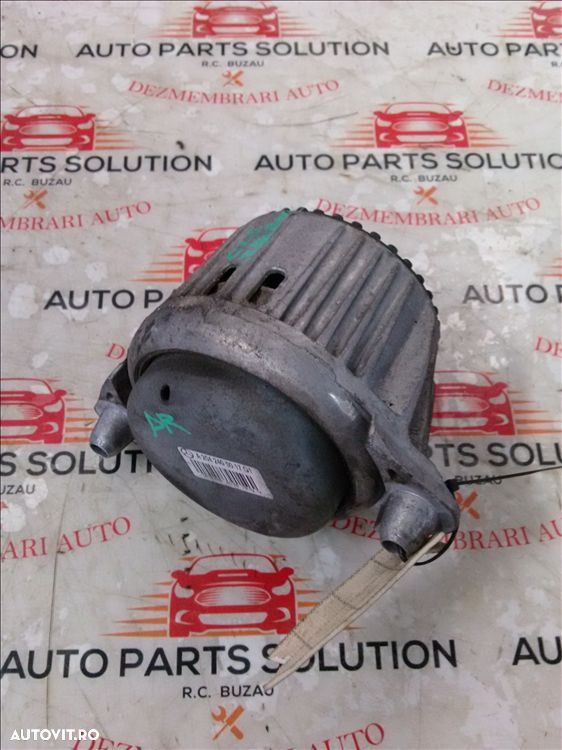 tampon motor dreapta mercedes benz cls 3.0d an fabr. 2012 - 1
