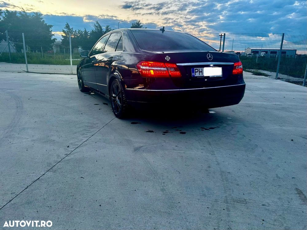 Mercedes-Benz E - 14