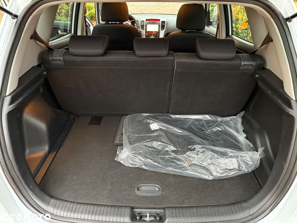 Kia Venga 1.6 CVVT Spirit - 19