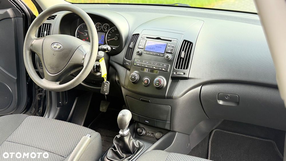 Hyundai i30 1.6 CRDi Premium - 27