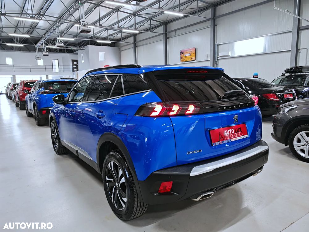 Peugeot 2008 PureTech 130 EAT8 Allure - 5