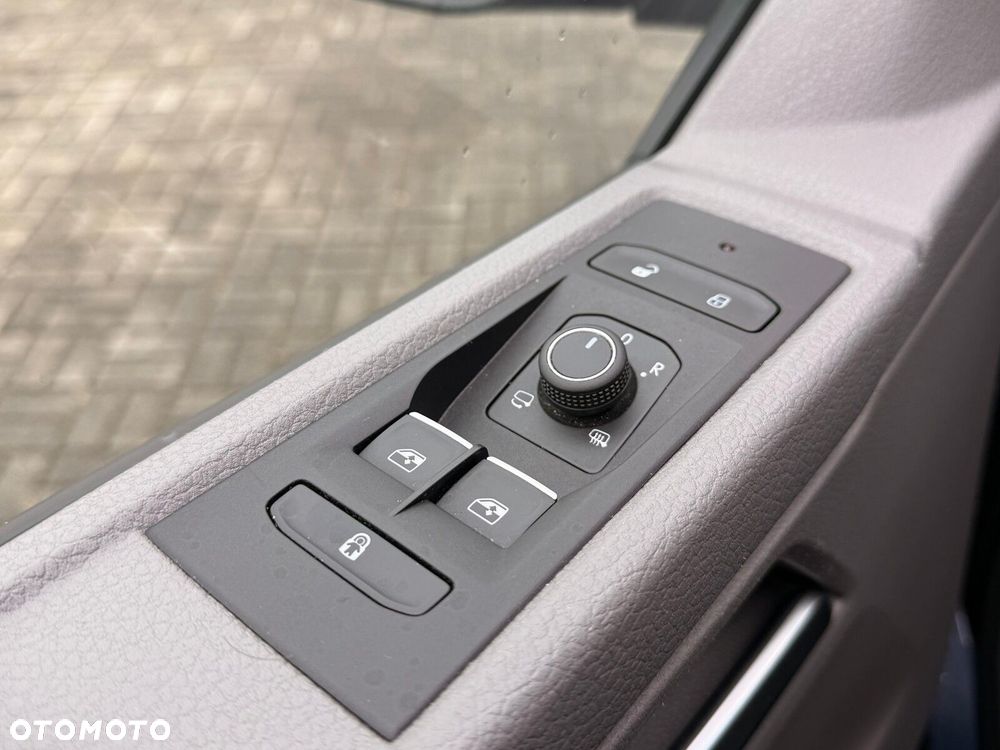 Volkswagen Caravelle 2.0 TDI L1 Comfortline DSG - 11