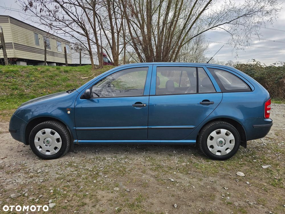 Skoda Fabia 1.2 HTP Basis - 12