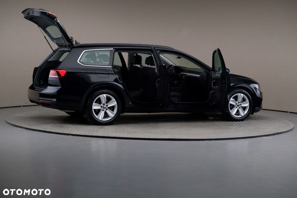 Volkswagen Passat Variant 2.0 TSI Business DSG - 6